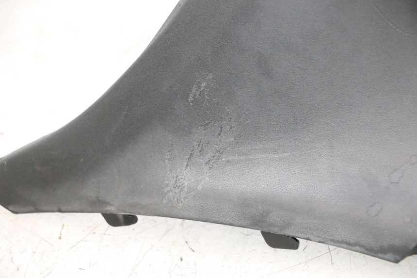 photo de TAPA BAJO ASIENTO PIAGGIO ZIP IGET 4T 50 (2021 - 2023) - Recambio usado revisado
