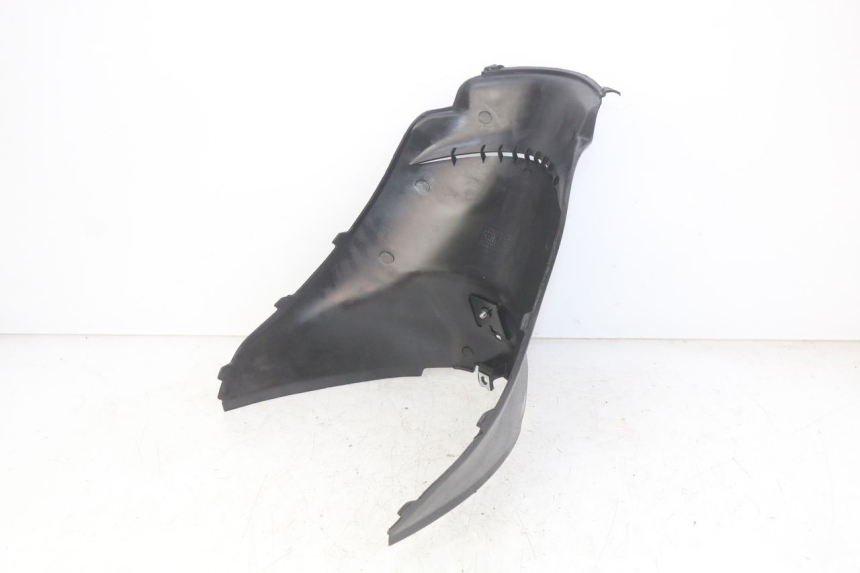 photo de TAPA BAJO EL ASIENTO UNIVERSAL BIKE ZN50QT-11B 50 (2018 - 2021) - Detalle de la pieza