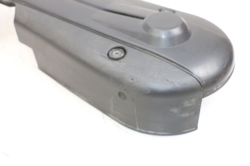 photo de TAPA VARIADOR SUZUKI BURGMAN 650 (2013 - 2020) - Detalles de los puntos de fijación