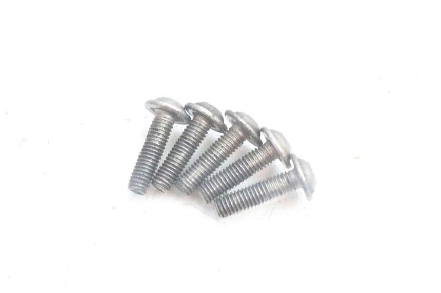 photo de CUBIERTA DE TRANSMISIÓN BMW C1 125 (2000 - 2003) - Características distintivas