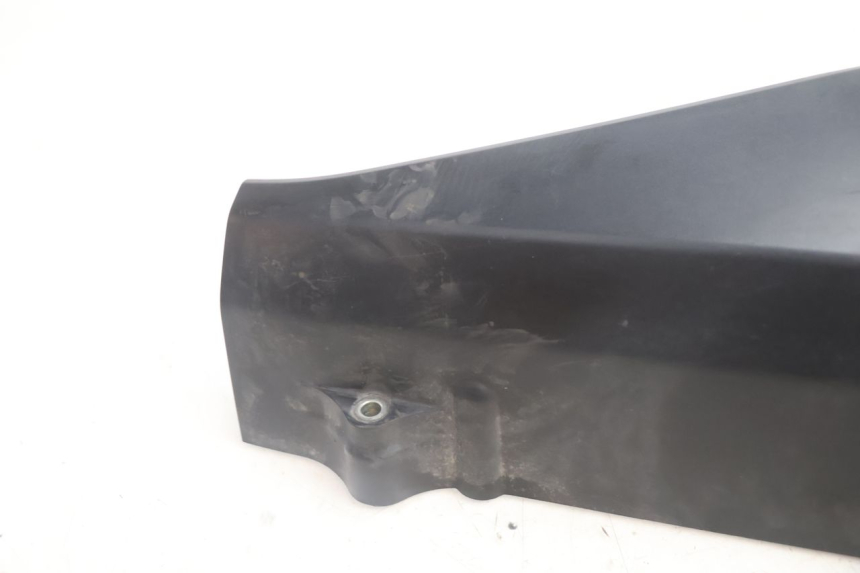 photo de TAPA VARIADOR HONDA FJS SILVER WING SILVERWING 400 (2005 - 2008) - Detalles de los puntos de fijación