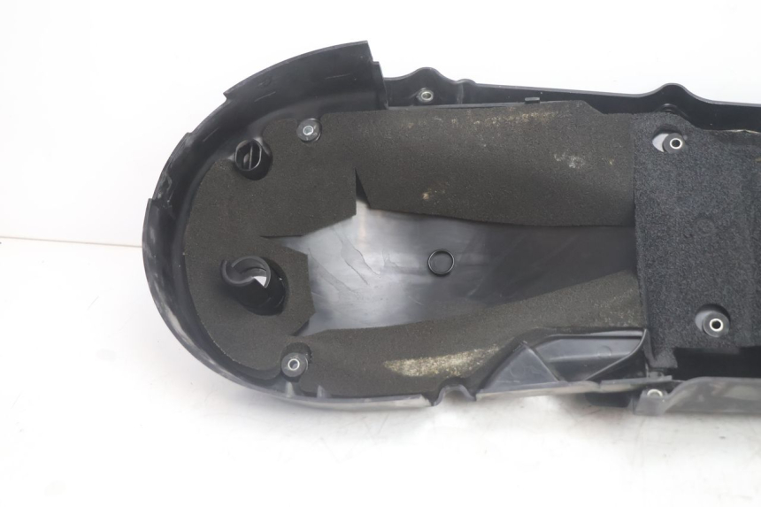 photo de TAPA VARIADOR HONDA FJS SILVER WING SILVERWING 400 (2005 - 2008) - Características distintivas