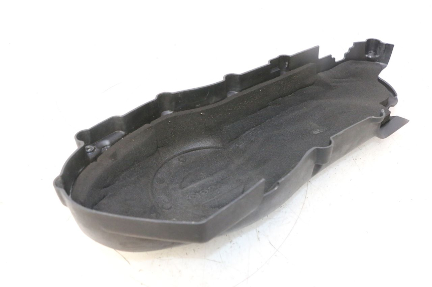 photo de TAPA VARIADOR PIAGGIO LIBERTY IGET 4T 50 (2021 - 2025) - Detalles de los puntos de fijación