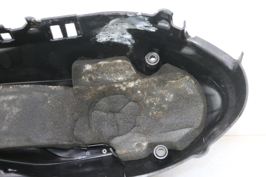 photo de TAPA VARIADOR PIAGGIO MP3 HPE 530 (2022 - 2026) - Primer plano técnico