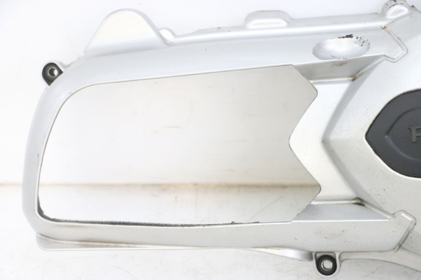 photo de TAPA VARIADOR PIAGGIO MP3 LT 300 (2010 - 2016) - Detalles de los puntos de fijación