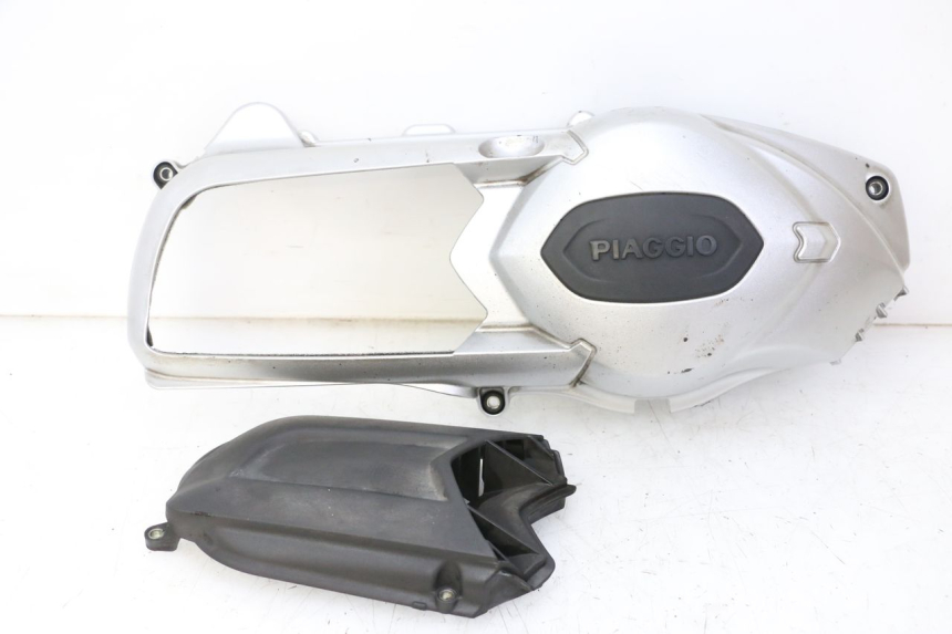 photo de TAPA VARIADOR PIAGGIO MP3 LT 300 (2010 - 2016) - Características distintivas