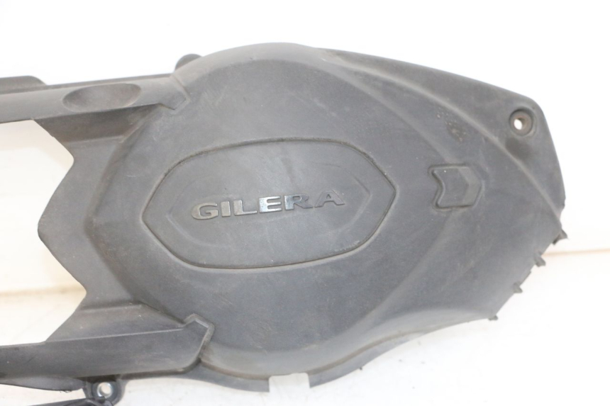 photo de CUBIERTA DE TRANSMISIÓN GILERA NEXUS 125 (2009 - 2013) - Estado de la superficie y material