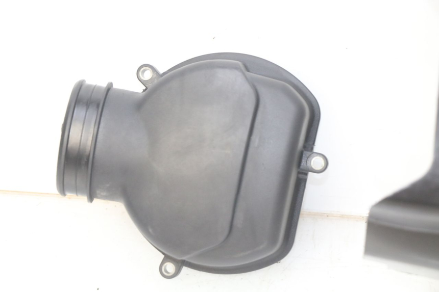 photo de CUBIERTA DE TRANSMISIÓN YAMAHA XMAX X-MAX 125 (2006 - 2009) - Detalles de los puntos de fijación