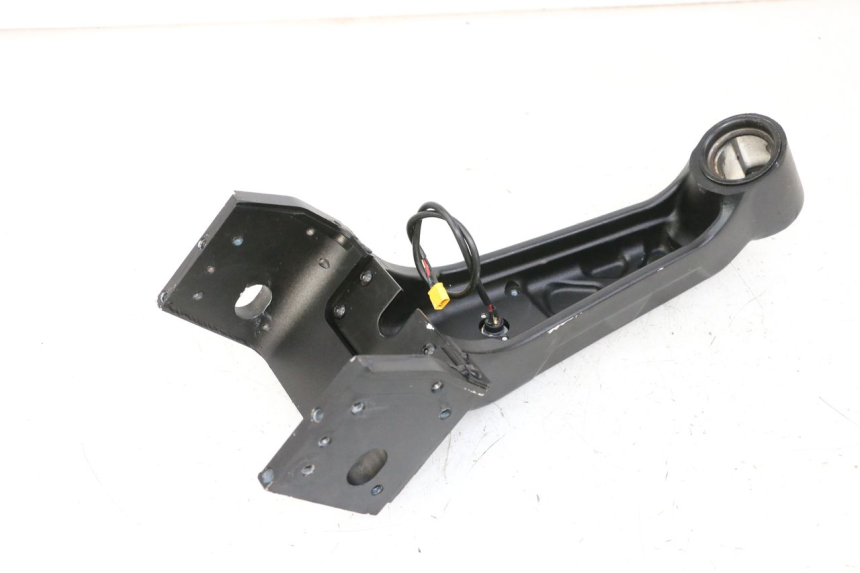 photo de CUADRO KUKIRIN G2 MASTER 1 - Primer plano técnico