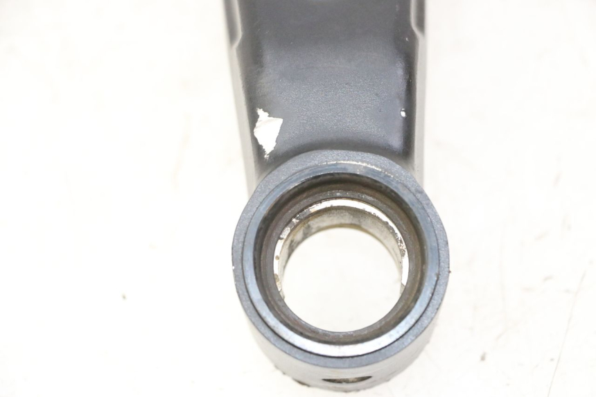 photo de CUADRO KUKIRIN G2 MASTER 1 - Detalles de los puntos de fijación