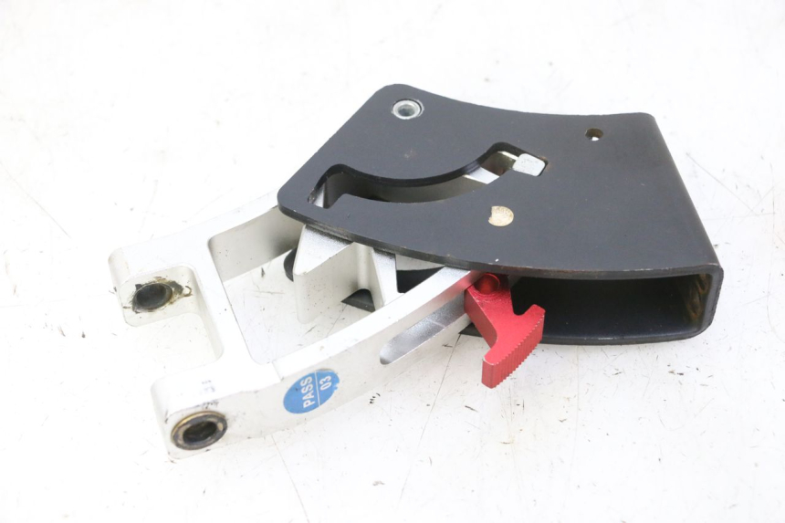 photo de CHASIS HITWAY H5 1 - Detalles de los puntos de fijación