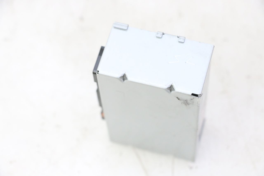 photo de UNIDAD DE CONTROL ABS YAMAHA TDM ABS 900 (2002 - 2014) - Detalle de la pieza