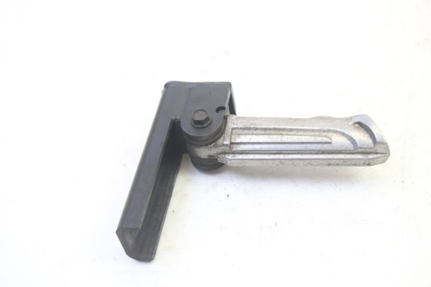 photo de REPOSAPIES TRASERA DERECHA QUADRO 4 4D 350 (2015 - 2018) - Zoom estado de uso