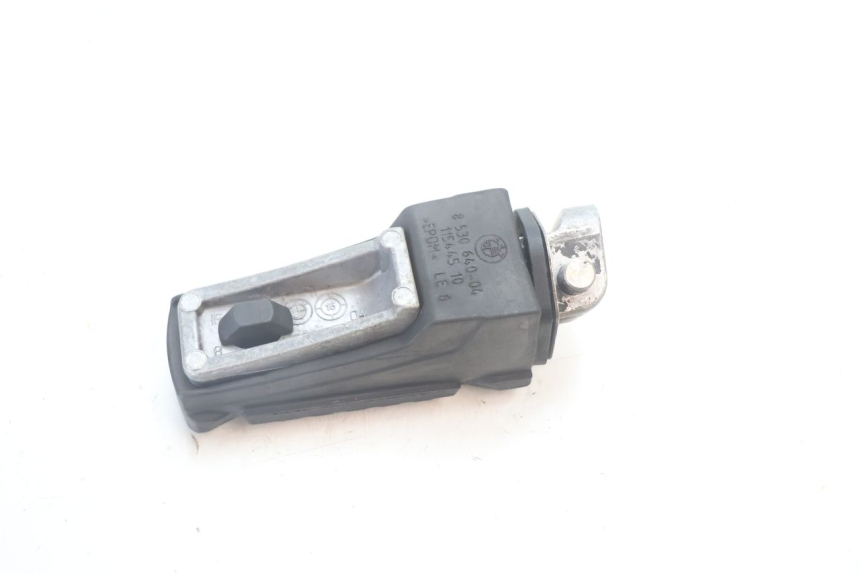 photo de REPOSAPIES TRASERA DERECHA BMW C SPORT 650 (2015 - 2021) - Primer plano técnico