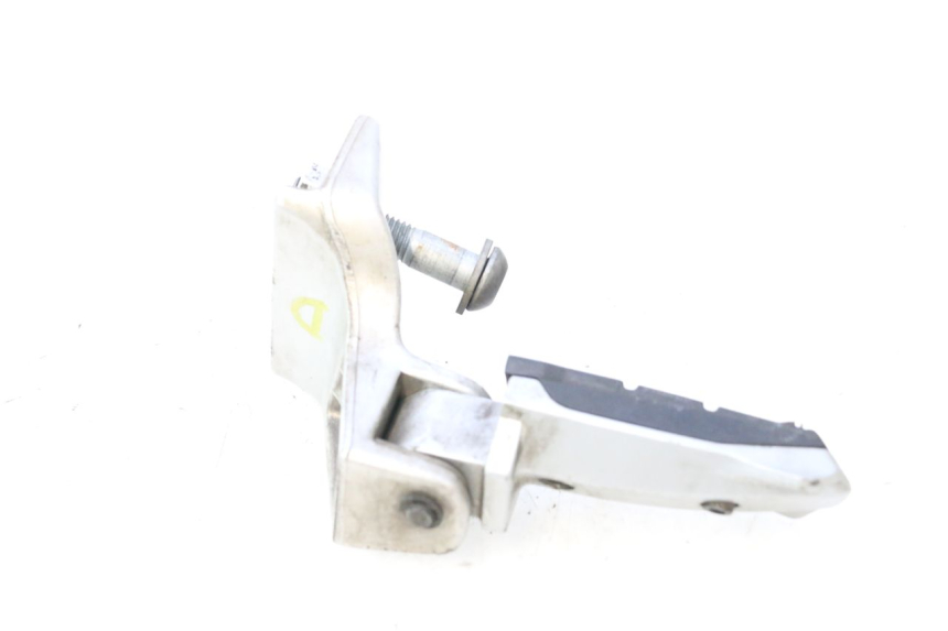 photo de REPOSAPIES TRASERA DERECHA BMW C1 125 (2000 - 2003) - Vista general del producto