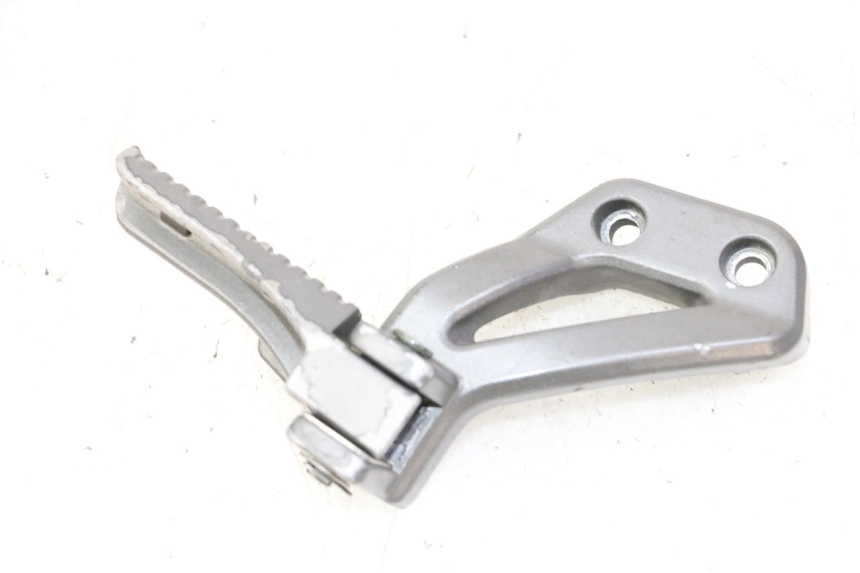 photo de REPOSAPIES TRASERA DERECHA ORCAL CAVARO 4T 50 (2019 - 2023) - Vista principal