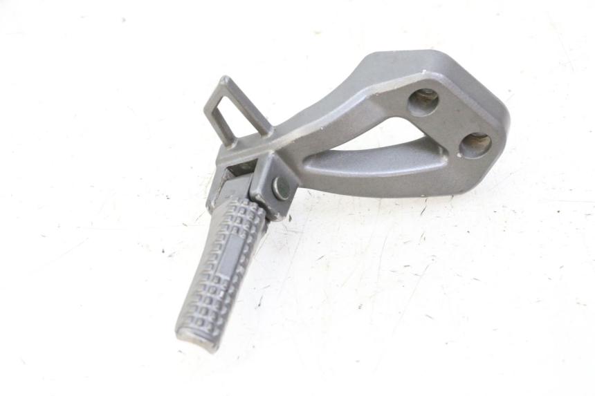 photo de REPOSAPIES TRASERA DERECHA ORCAL CAVARO 4T 50 (2019 - 2023) - Detalle de la pieza