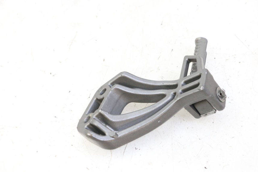 photo de REPOSAPIES TRASERA DERECHA ORCAL CAVARO 4T 50 (2019 - 2023) - Otra perspectiva