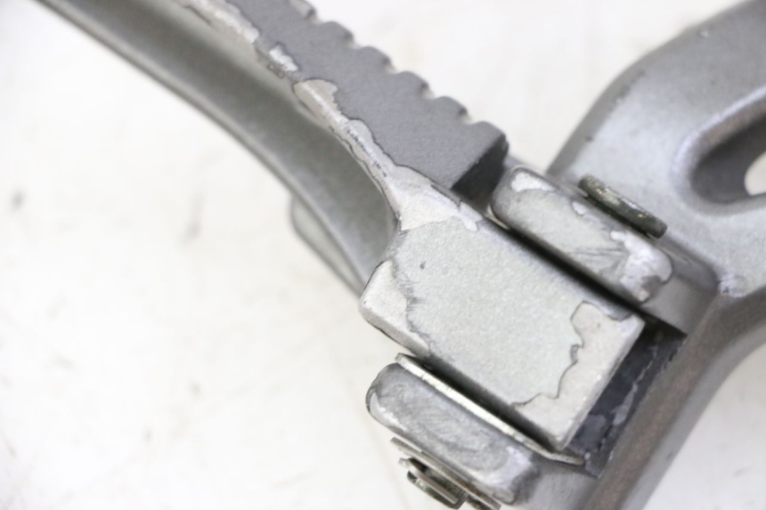 photo de REPOSAPIES TRASERA DERECHA ORCAL CAVARO 4T 50 (2019 - 2023) - Estado de la superficie y material