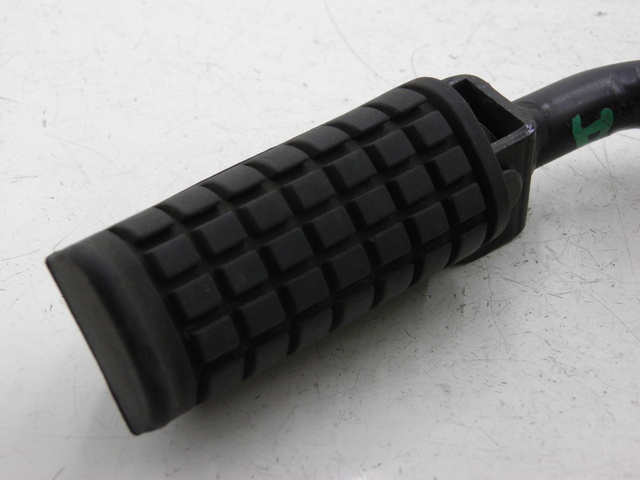 photo de REPOSAPIES TRASERA DERECHA DAELIM S2 FI 125 (2008 - 2017) - Zoom estado de uso