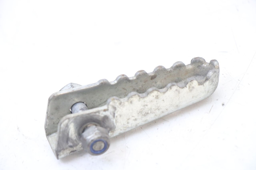 photo de REPOSAPIES TRASERA DERECHA DERBI SENDA R X-TREME 50 (2006 - 2010) - Vista principal