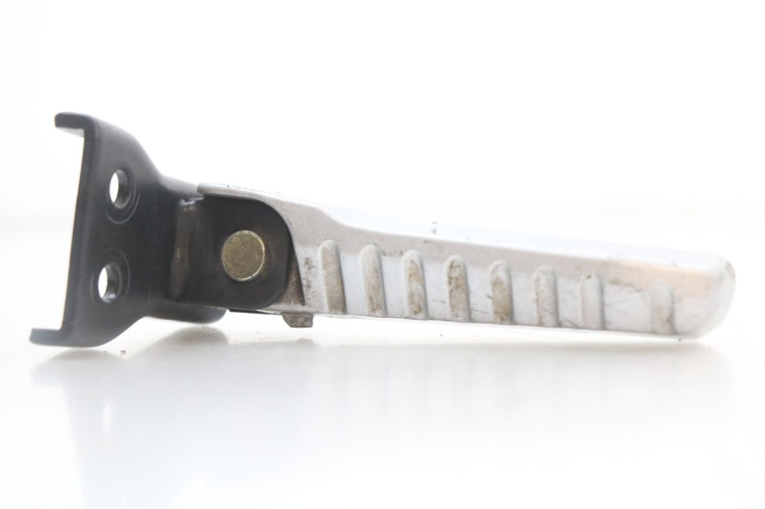 photo de REPOSAPIES TRASERA DERECHA LONGJIA EASY MAX 125 (2020 - 2024) - Zoom estado de uso