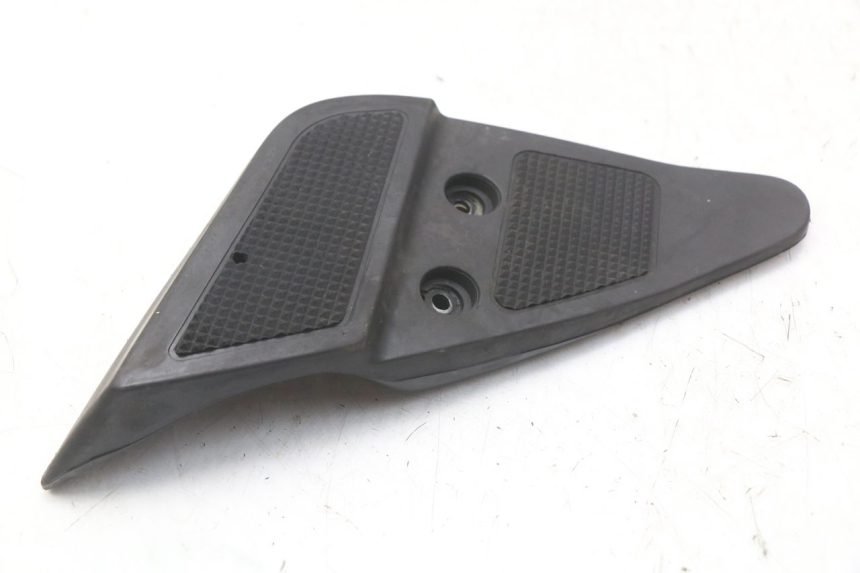 photo de SOPORTE DE PIE TRASERO DERECHO HONDA FES PANTHEON 2T 125 (1998 - 2002) - Zoom estado de uso