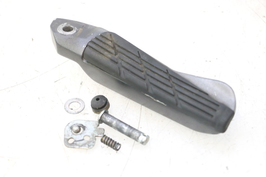 photo de REPOSAPIES TRASERA DERECHA HONDA FJS SILVER WING SILVERWING 400 (2005 - 2008) - Vista principal