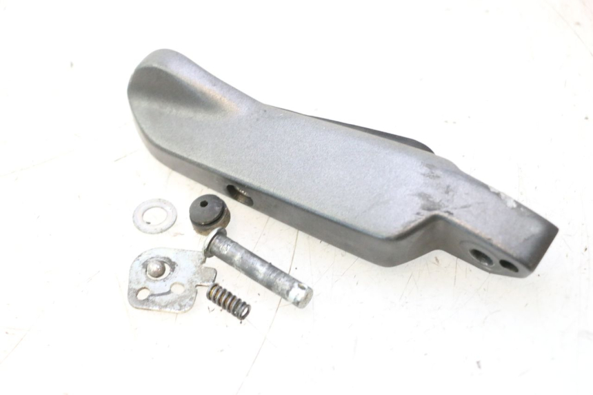 photo de REPOSAPIES TRASERA DERECHA HONDA FJS SILVER WING SILVERWING 400 (2005 - 2008) - Estado de la superficie y material