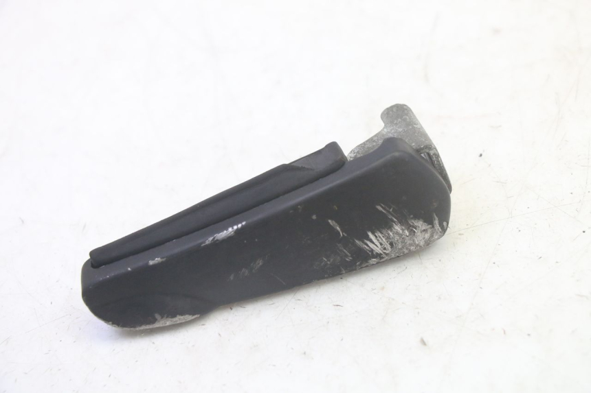 photo de REPOSAPIES TRASERA DERECHA PIAGGIO FLY 4T 50 (2013 - 2017) - Otra perspectiva