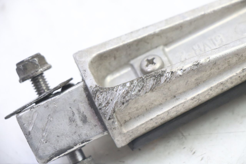 photo de REPOSAPIES TRASERA DERECHA YAMAHA FZ6 FAZER S2 600 (2007 - 2011) - Otra perspectiva