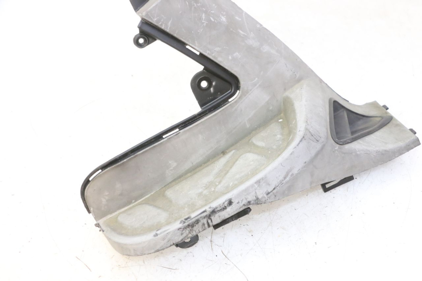 photo de REPOSAPIES TRASERA DERECHA KYMCO GRAND DINK 125 (2008 - 2014) - Recambio usado revisado