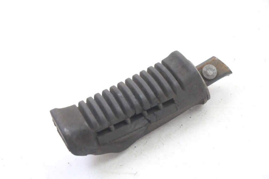 photo de REPOSAPIES TRASERA DERECHA SUZUKI GS GSE 500 (2001 - 2003) - Vista principal