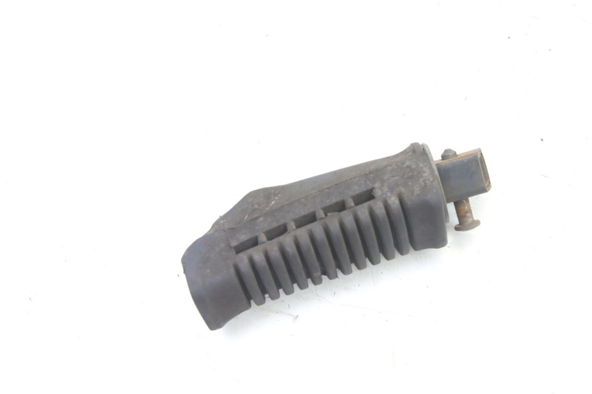 photo de REPOSAPIES TRASERA DERECHA SUZUKI GS GSE 500 (2001 - 2003) - Zoom estado de uso