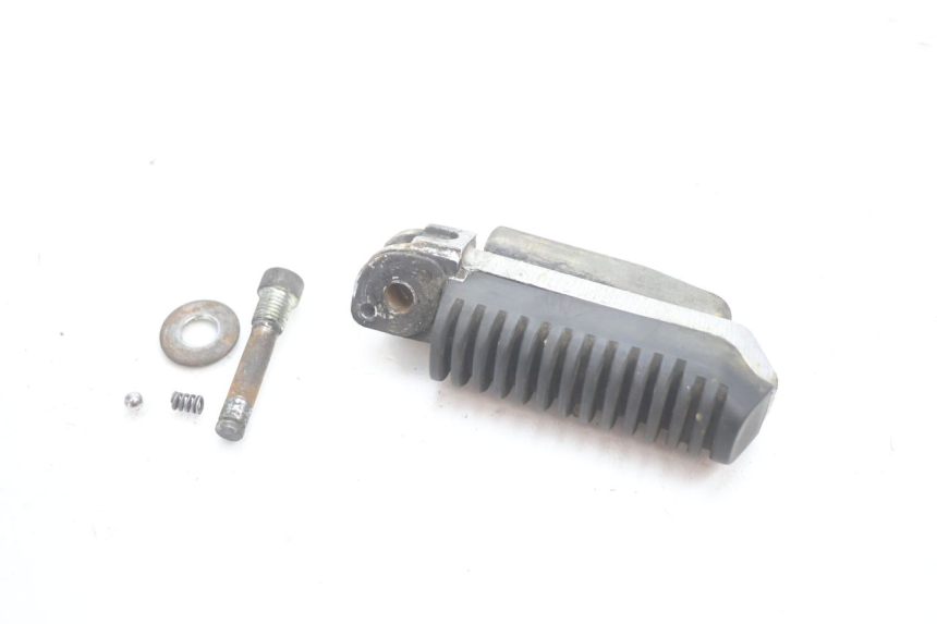 photo de REPOSAPIES TRASERA DERECHA SUZUKI GSF N BANDIT 1200 (2001 - 2005) - Zoom estado de uso