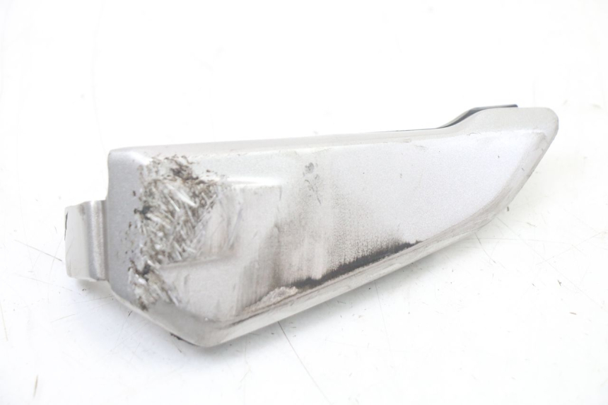 photo de REPOSAPIES TRASERA DERECHA HONDA SH i 300 (2015 - 2020) - Zoom estado de uso