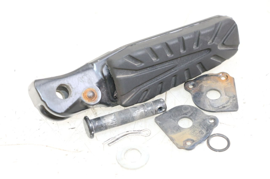 photo de REPOSAPIES TRASERA DERECHA HUSQVARNA SVARTPILEN 401 (2018 - 2023) - Vista principal