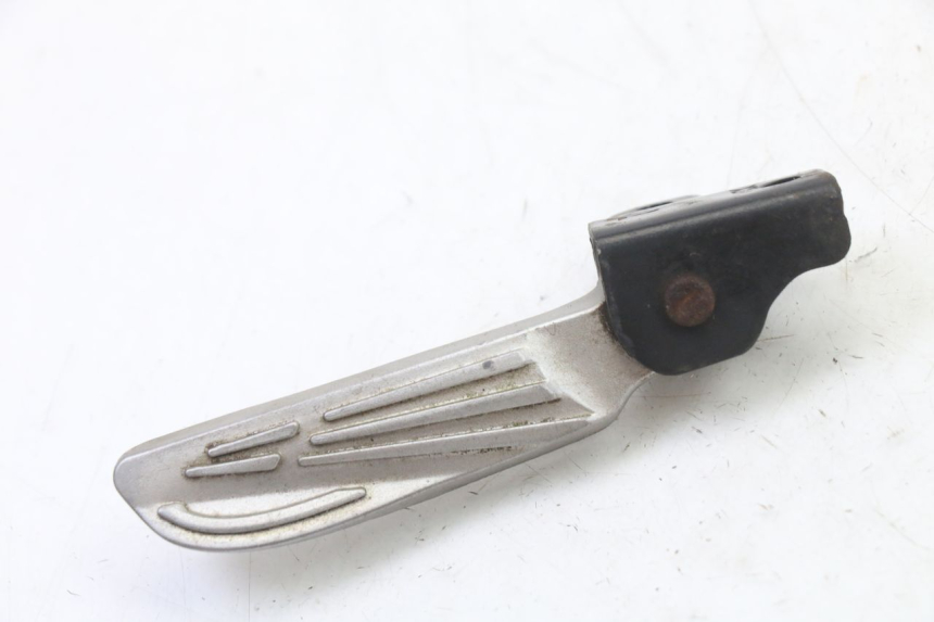 photo de REPOSAPIES TRASERA DERECHA SYM JET 14 4T 50 (2018 - 2022) - Detalle de la pieza