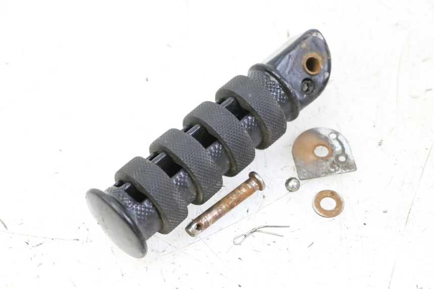 photo de REPOSAPIES TRASERA DERECHA KEEWAY K-LIGHT KLIGHT 125 (2018 - 2025) - Vista principal