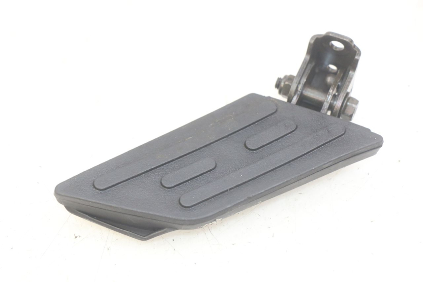 photo de SOPORTE DE PIE TRASERO DERECHO PEUGEOT KISBEE 2T 50 (2010 - 2017) - Vista principal