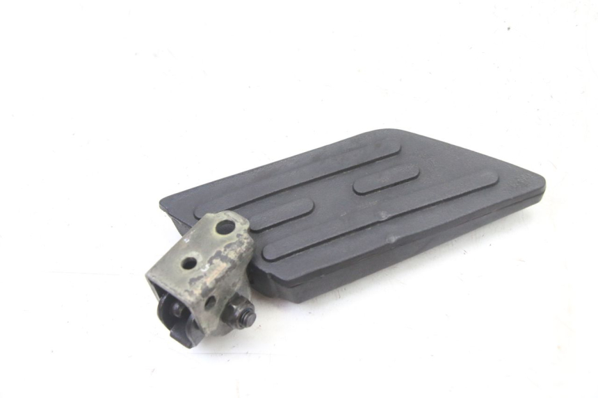 photo de REPOSAPIES TRASERA DERECHA PEUGEOT KISBEE 2T 50 (2018 - 2022) - Zoom estado de uso