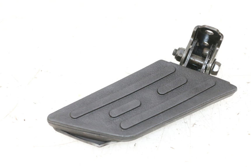 photo de SOPORTE DE PIE TRASERO DERECHO PEUGEOT KISBEE 2T 50 (2010 - 2017) - Vista principal