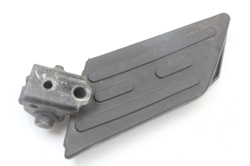 photo de REPOSAPIES TRASERA DERECHA PEUGEOT KISBEE 4T 50 (2018 - 2022) - Otra perspectiva