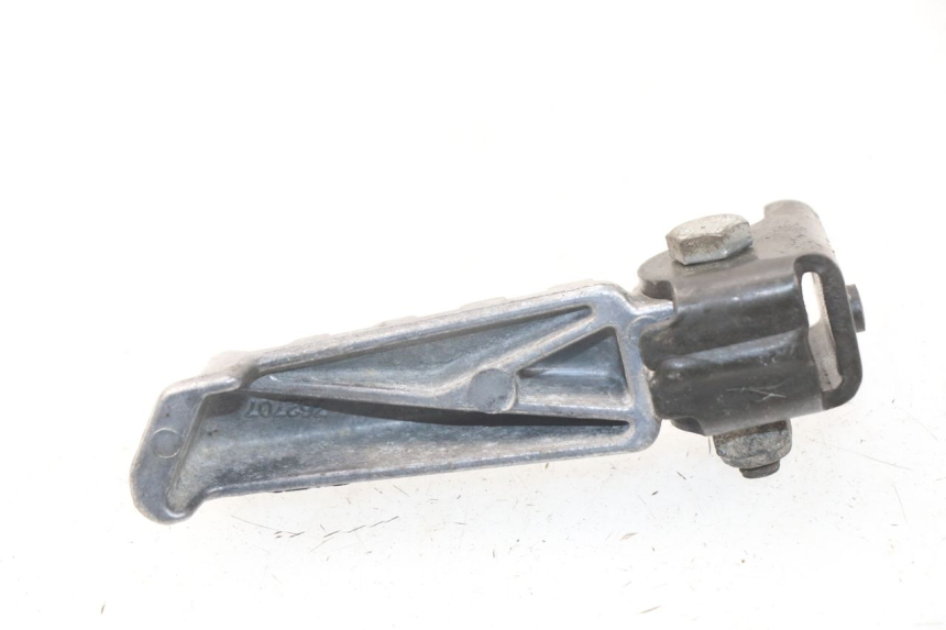 photo de REPOSAPIES TRASERA DERECHA PEUGEOT LUDIX 50 (2008 - 2017) - Zoom estado de uso