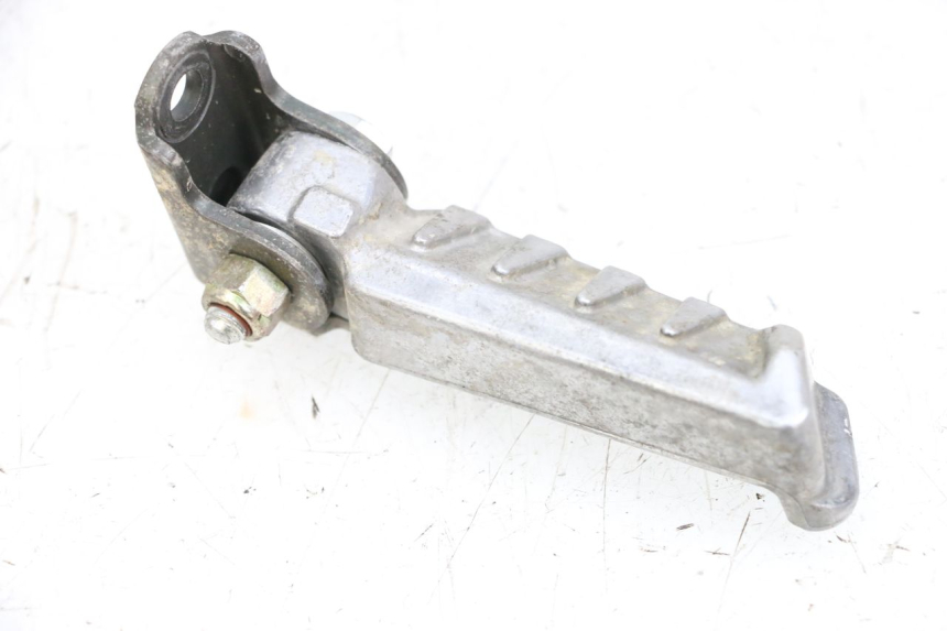 photo de REPOSAPIES TRASERA DERECHA PEUGEOT LUDIX 50 (2005 - 2007) - Otra perspectiva