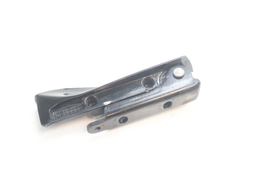 photo de REPOSAPIES TRASERA DERECHA PIAGGIO MP3 HPE 530 (2022 - 2026) - Vista general del producto