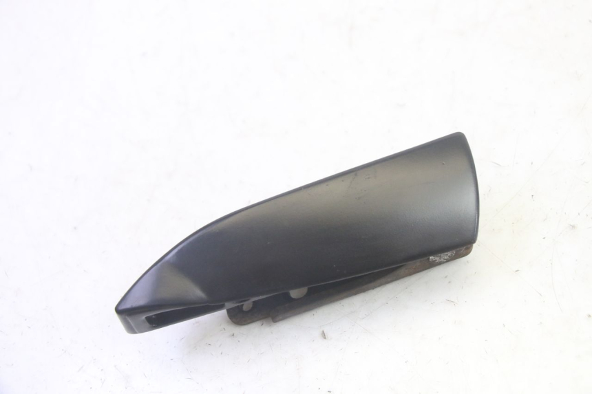 photo de REPOSAPIES TRASERA DERECHA PIAGGIO MP3 500 (2016 - 2018) - Detalle de la pieza