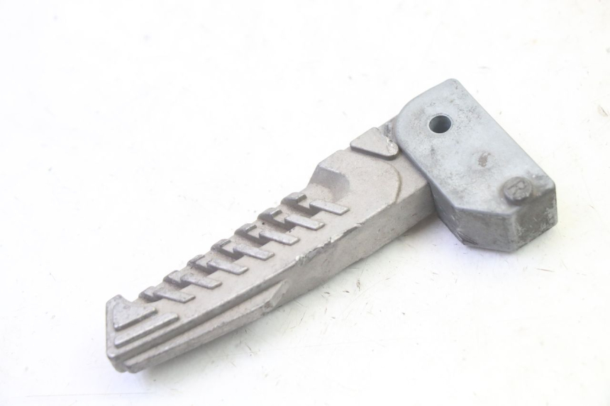 photo de REPOSAPIES TRASERA DERECHA KYMCO LIKE 4T 50 (2019 - 2025) - Zoom estado de uso