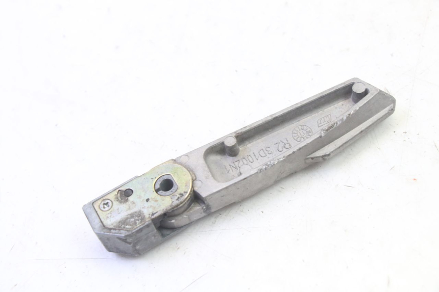 photo de REPOSAPIES TRASERA DERECHA KYMCO LIKE 4T 50 (2019 - 2025) - Primer plano técnico