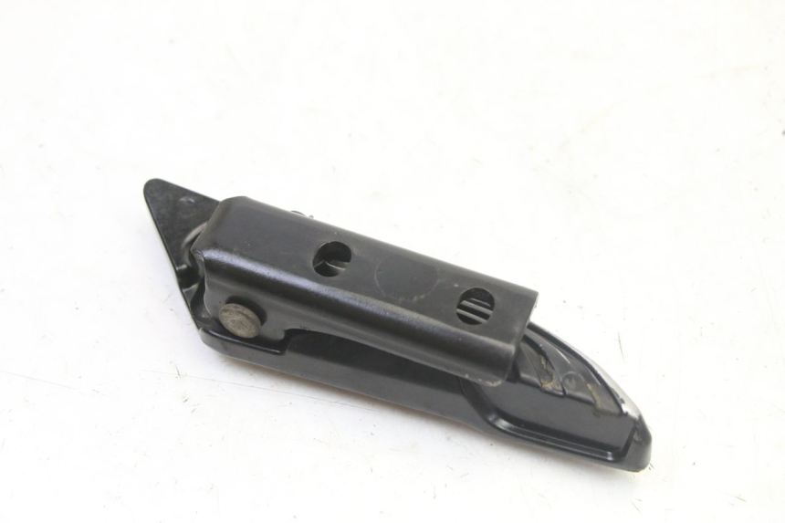 photo de REPOSAPIES TRASERA DERECHA PIAGGIO NEW TYPHOON 50 (2018 - 2021) - Zoom estado de uso